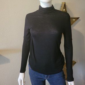 WHBM Lightweight Turtleneck (Black)